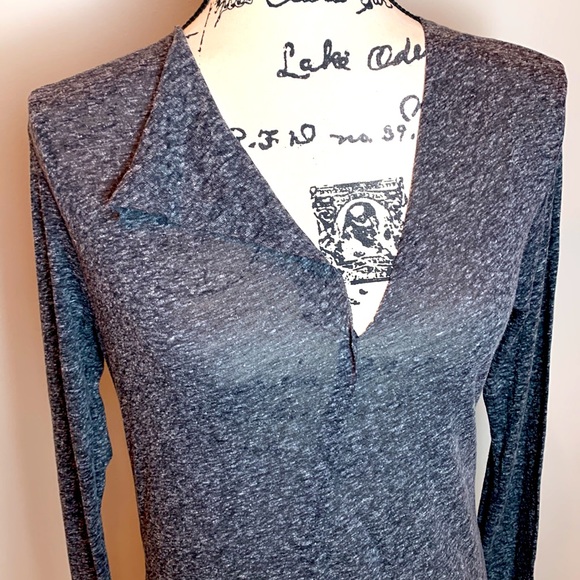 Elan Lightweight Asymmetrical Jersey Knit Top NEW! - Picture 3 of 8